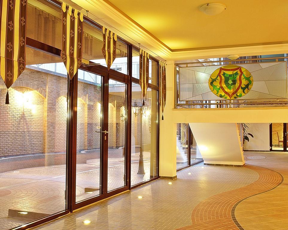 Hotel Fajkier Kroczyce Exterior photo